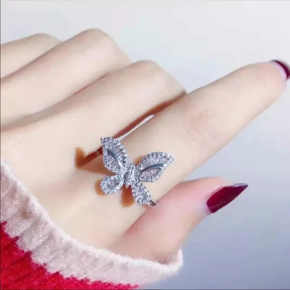 New Luxury Butterfly 925 Silver Diamond Ring - Picture 4 of 5